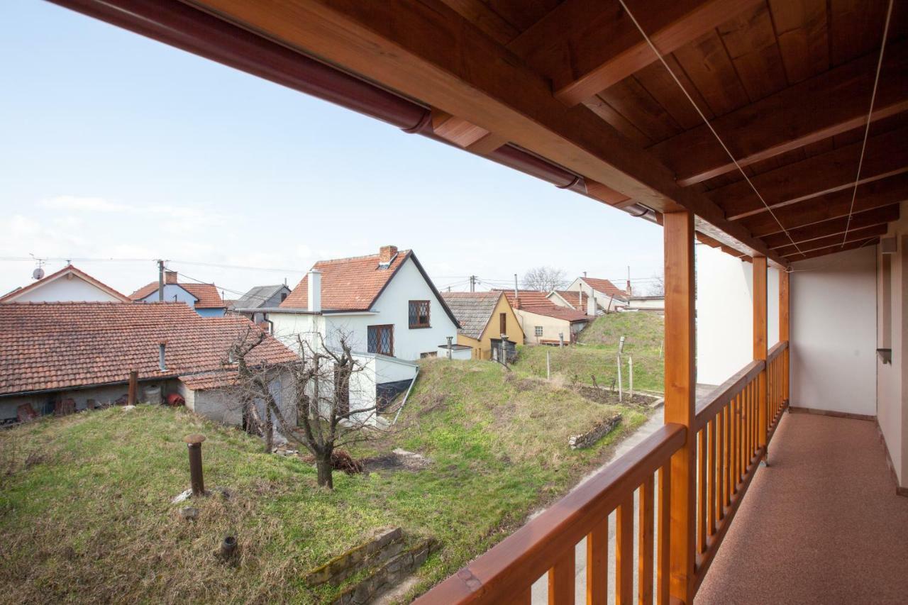 Hôtel Sklipek Vinarstvi Paul à Velké Bílovice Extérieur photo